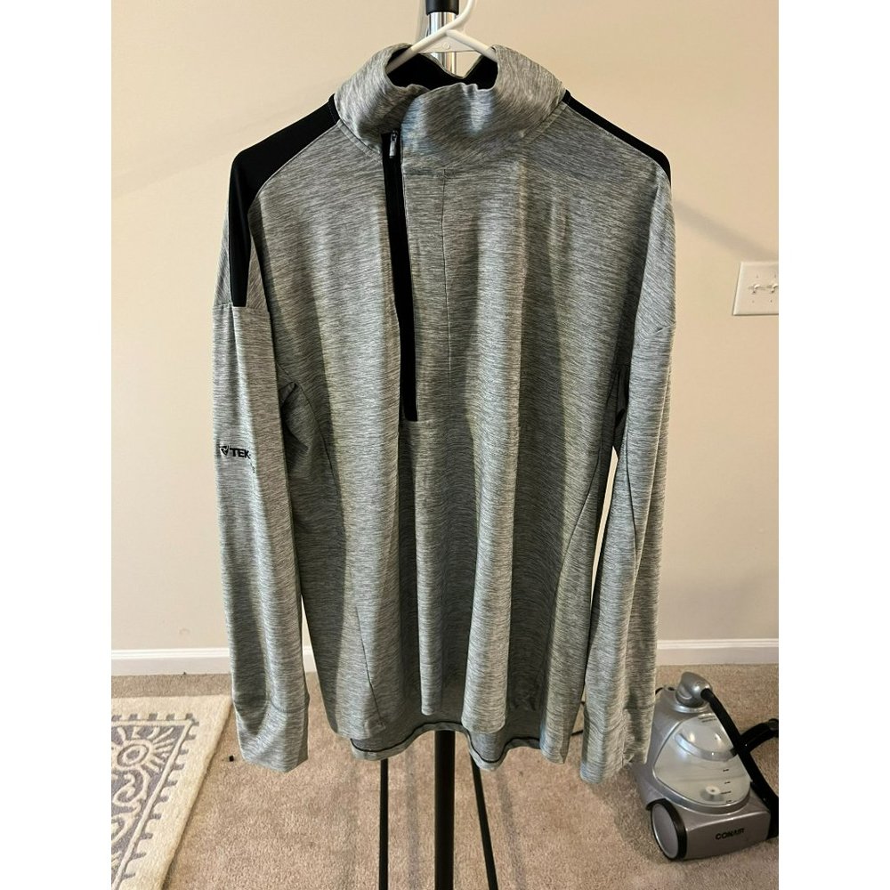 UnderArmour Lightweight Workout jacket